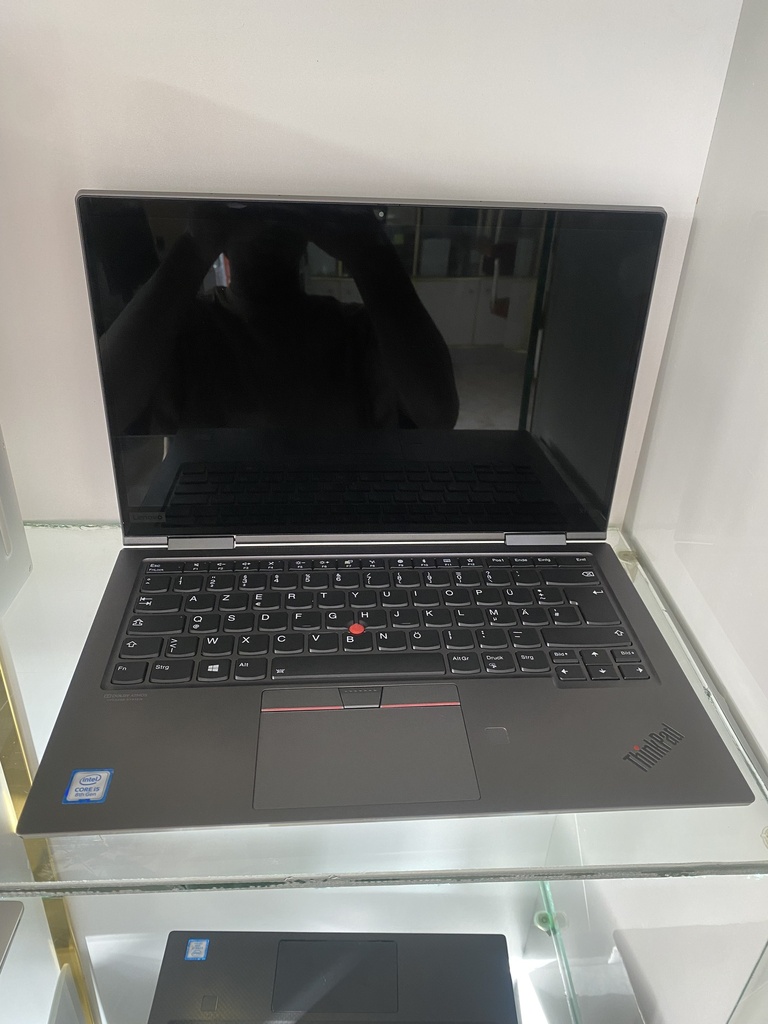 Lenovo x1 yoga